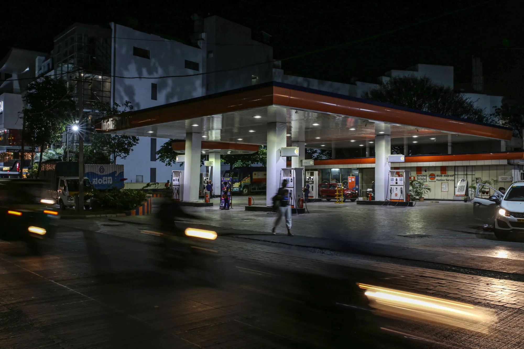 India's Record High Pump Prices Threaten Road to Recovery