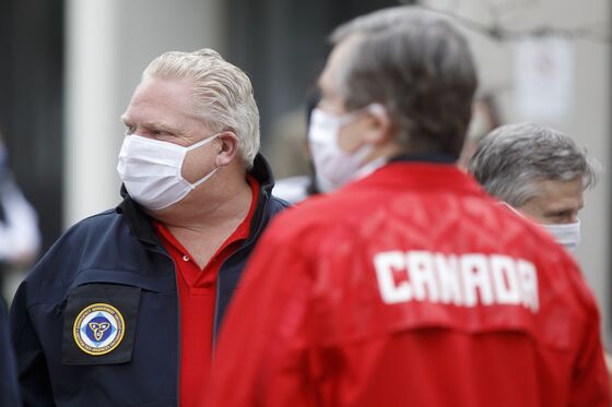 Toronto Goes Back to Lockdown as ICUs Fill With Virus Patients