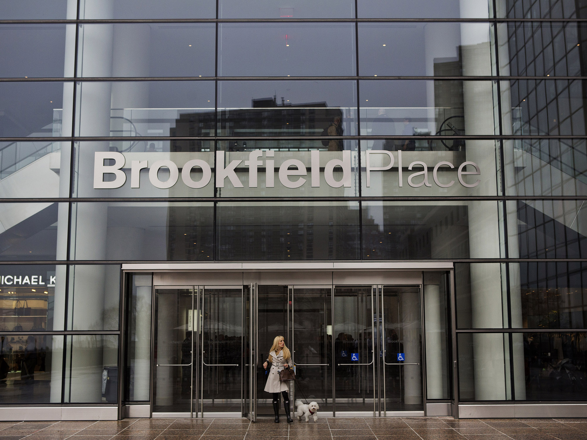 Brookfield Shuns `Eat-What-You-Kill' in Private Equity Build-Out - Bloomberg