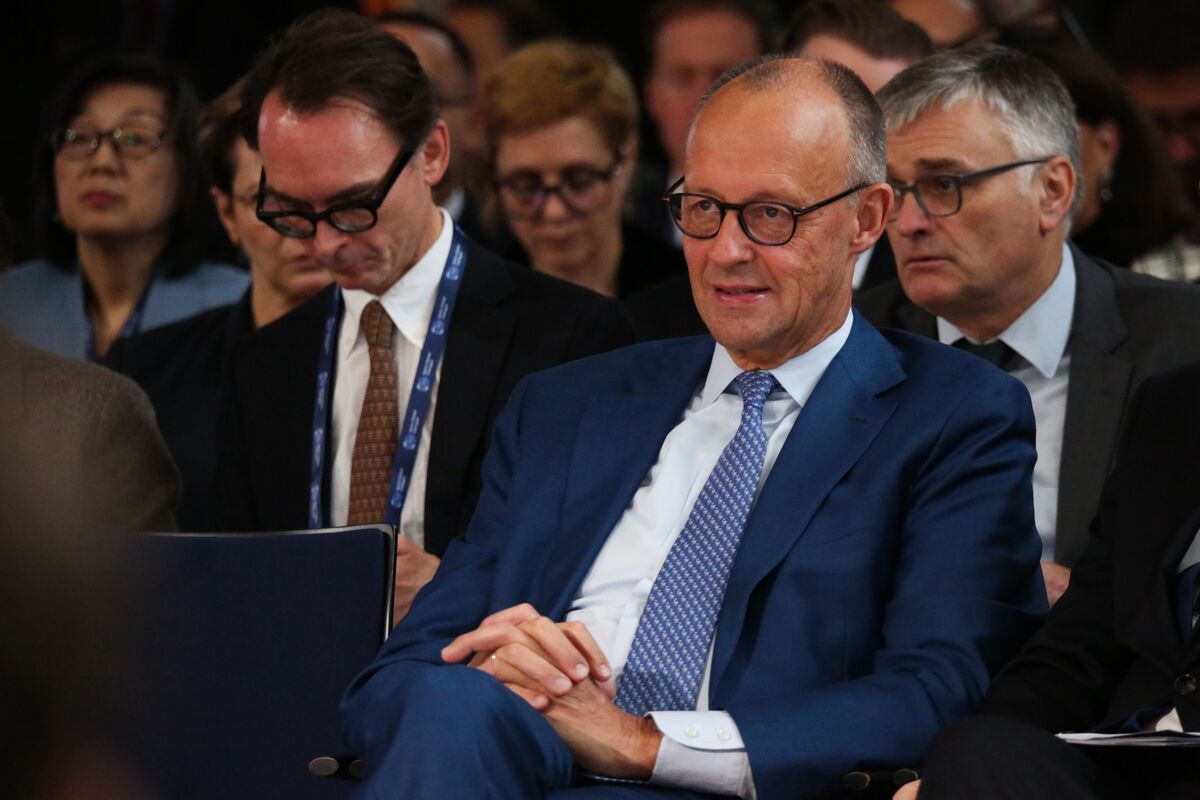 Merz Says Protectionism Is ‘Throwing a Wrench’ at Global Trade