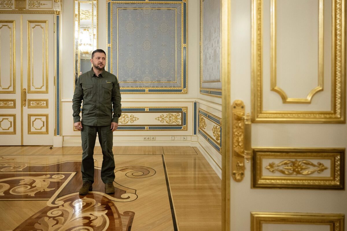 Ukraine's Next Steps Demand Talks to Go With More Arms