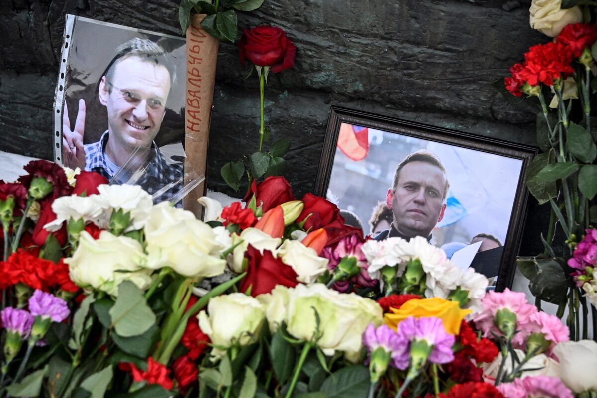 Navalny Funeral to Be Held in Moscow Friday, Challenging Putin - Bloomberg