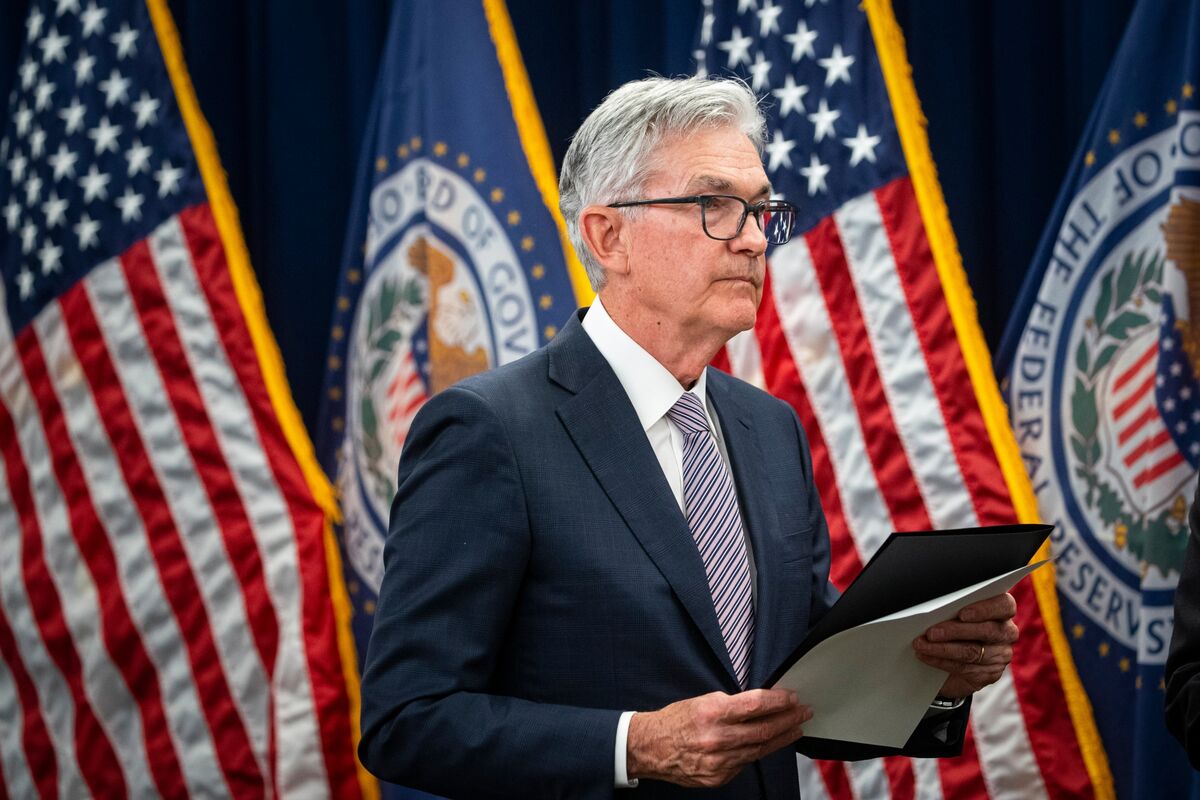Powell’s Fed Rate-Hike Plans Get Jolted by Inflation: Eco Week