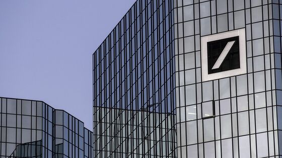 Deutsche Bank Doubles Down on Traders as Cost Goal Scrapped