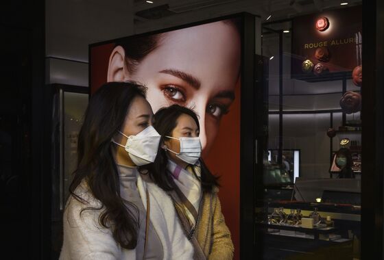 ‘Revenge Spending’ Spurs Chinese Luxury Rebound From Virus