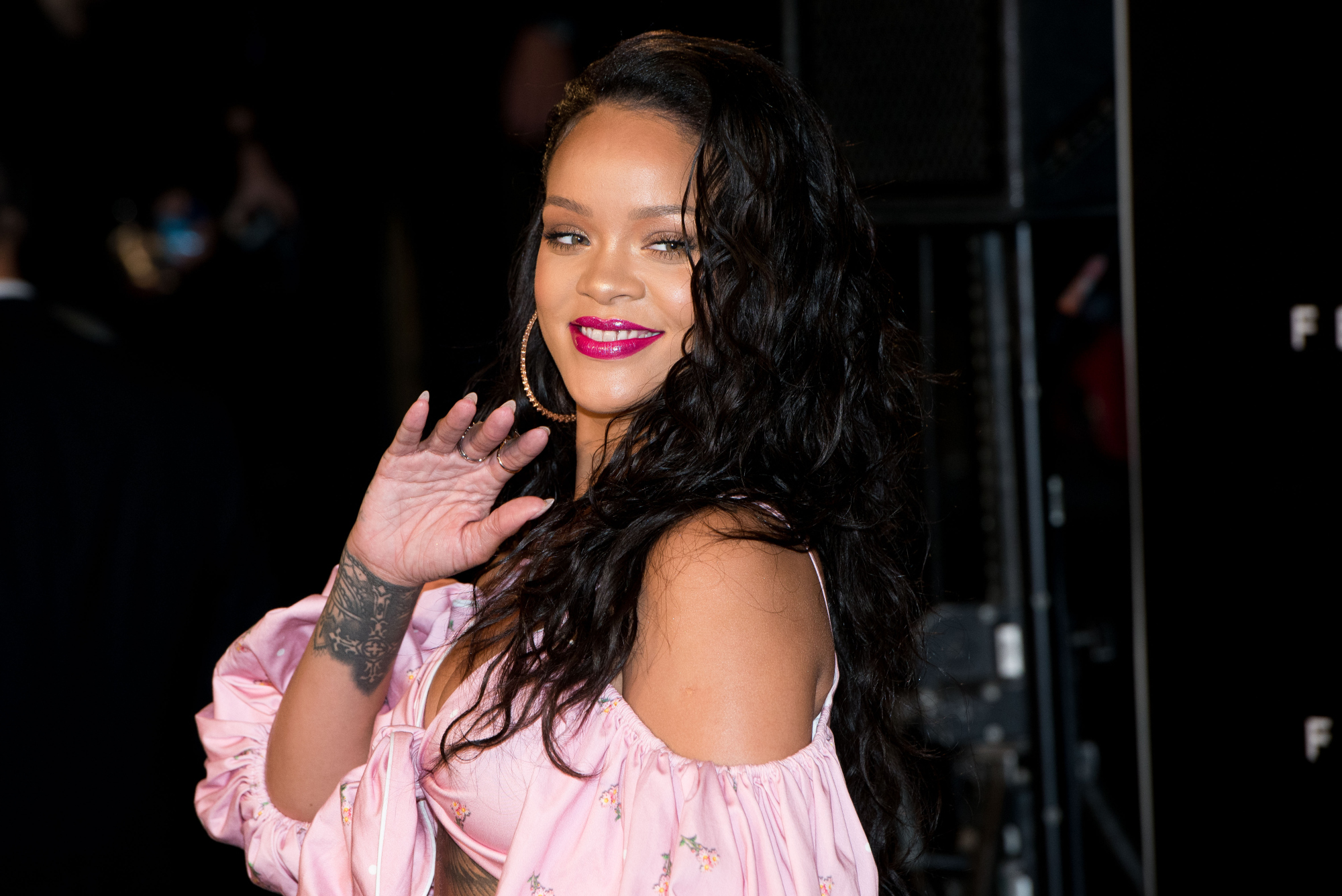 Rihanna, Breaking New Ground, Joins With LVMH for Fashion Brand - The New  York Times