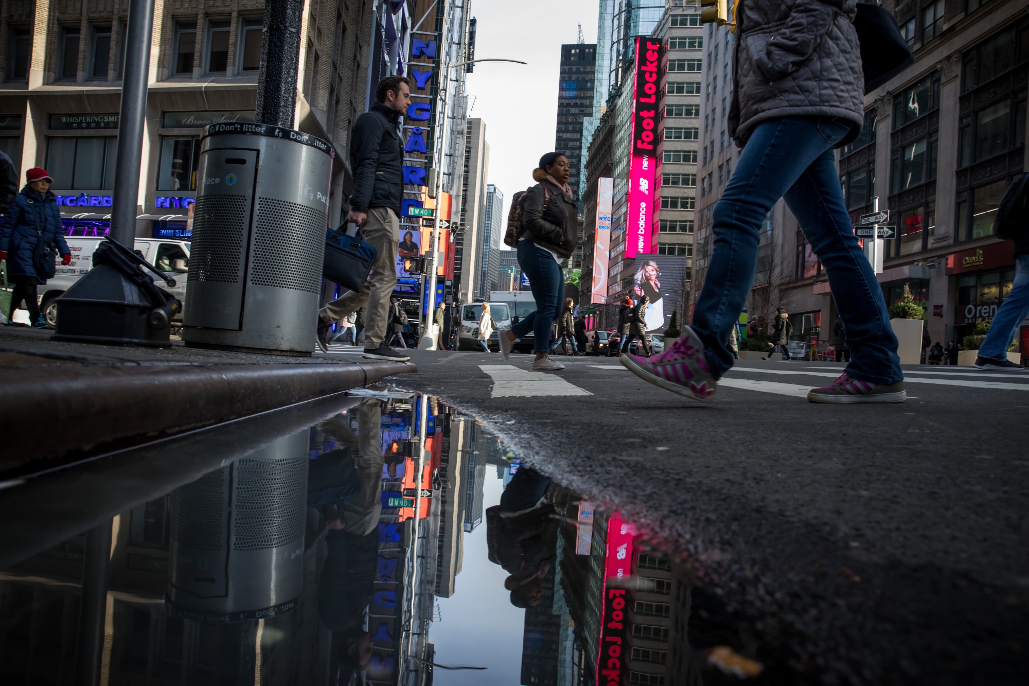 `play-the-pause' Trading Strategies Gain Traction On Wall Street 