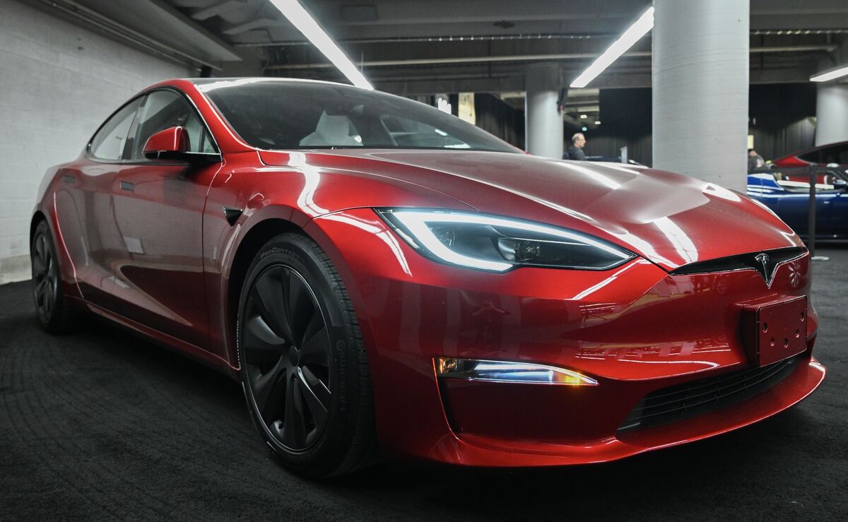 bloomberg.com - Brian Platt - BYD, Tesla May Face Import Caps as Canada Works Out China EV Quota