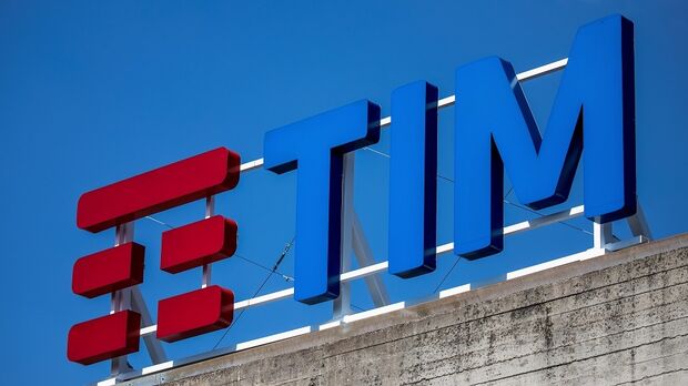 KKR $12 Billion Telecom Italia Bid Faces Vivendi Opposition