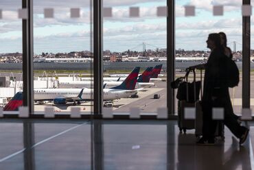 Delta At LaGuardia International Airport Ahead Of Earnings Figures