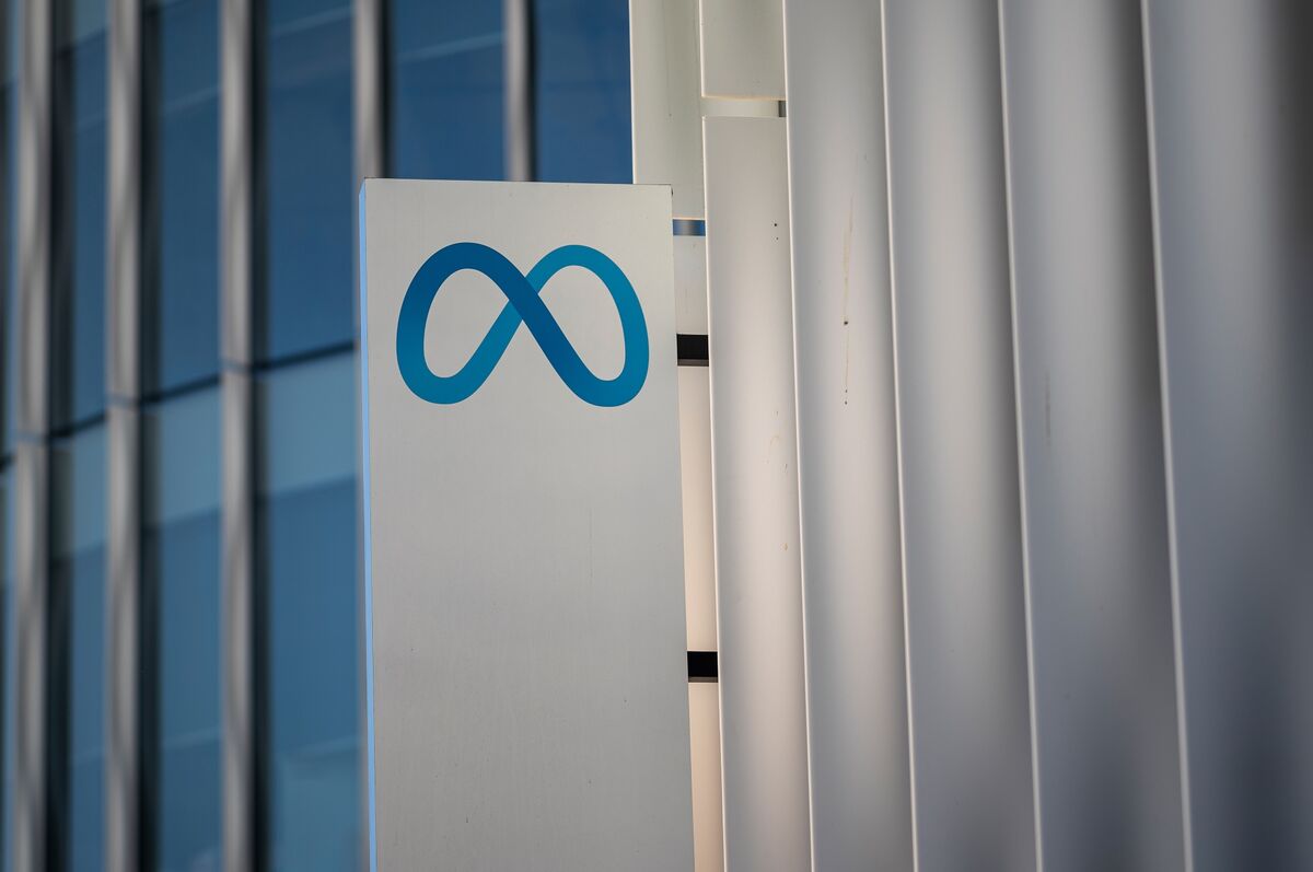 Meta’s Jumbo Bond Sale Draws Record $125 Billion of Orders