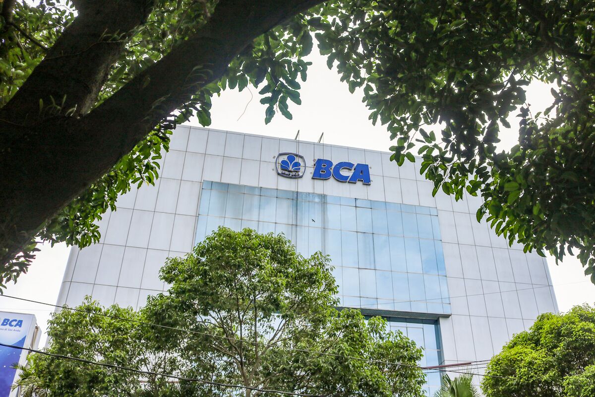 Indonesia's Richest Family Moves More Than $1 Billion Offshore
