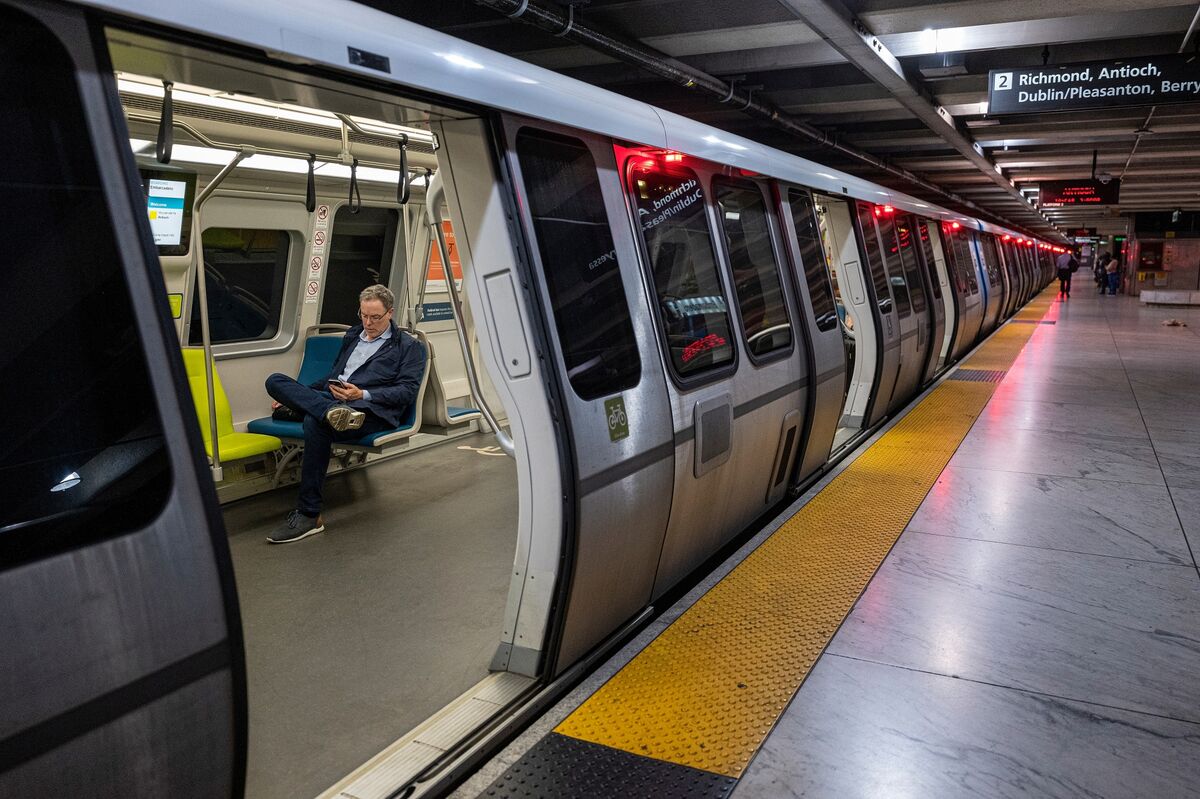 Bay Area Transit to Draw on Federal Loan After State Funds Stall