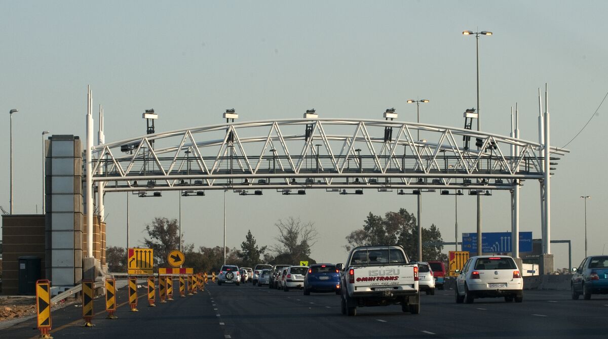 Decade of Revolt Sees South Africa's Gauteng End Road Tolls - Bloomberg