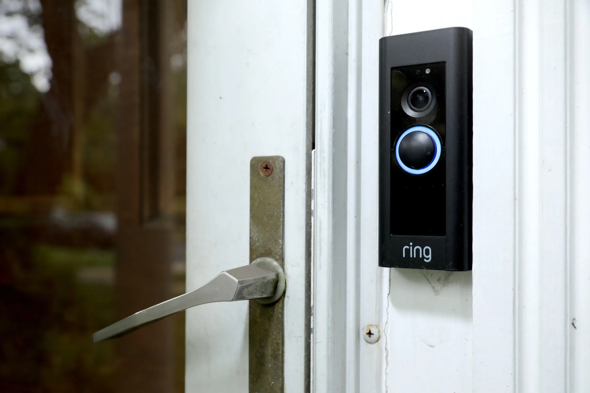 Apple Doorbell Company Explores Amazon Ring Competitor AirPods Heart Rate Bloomberg