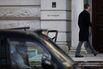UK Market Selloff Deepens With Pound Falling to Lowest in Year