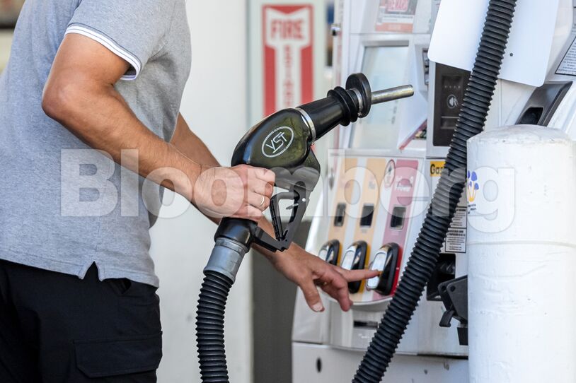 Polls show rising voter frustration with the war and high gas prices.