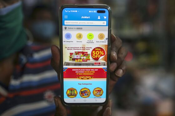 Reliance’s JioMart Turns to WhatsApp to Break Amazon Grip on Indian Grocery Buyers