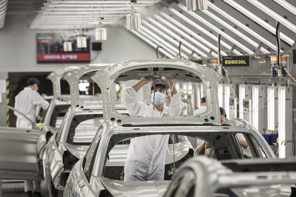 Geely Auto Moves Closer To Potential 2 9 Billion China Listing Bloomberg