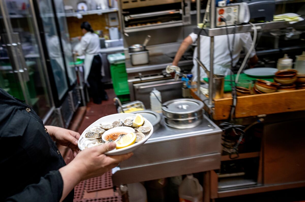 ⚫️ BLOOMBERG: Crescita dei servizi negli Stati Uniti a ottobre: aumento record dei nuovi ordini