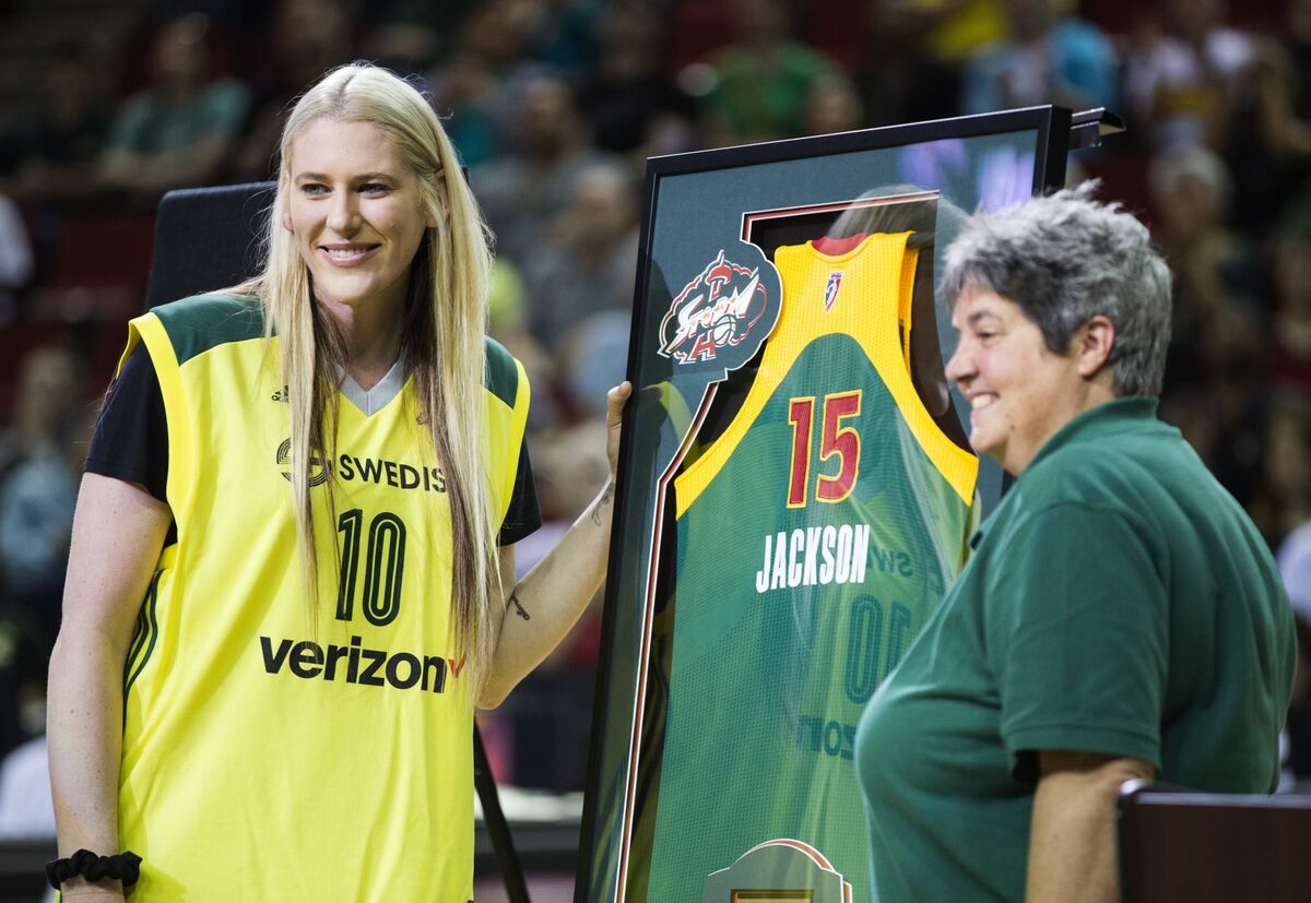 WNBA Lauren Jackson サイン入り雑誌 WNBA Lauren Jackson サイン入り雑誌 WNBA Lauren Jackson