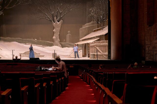 Met Opera s La Boh me Behind the Scenes of the Rebuilt Sets