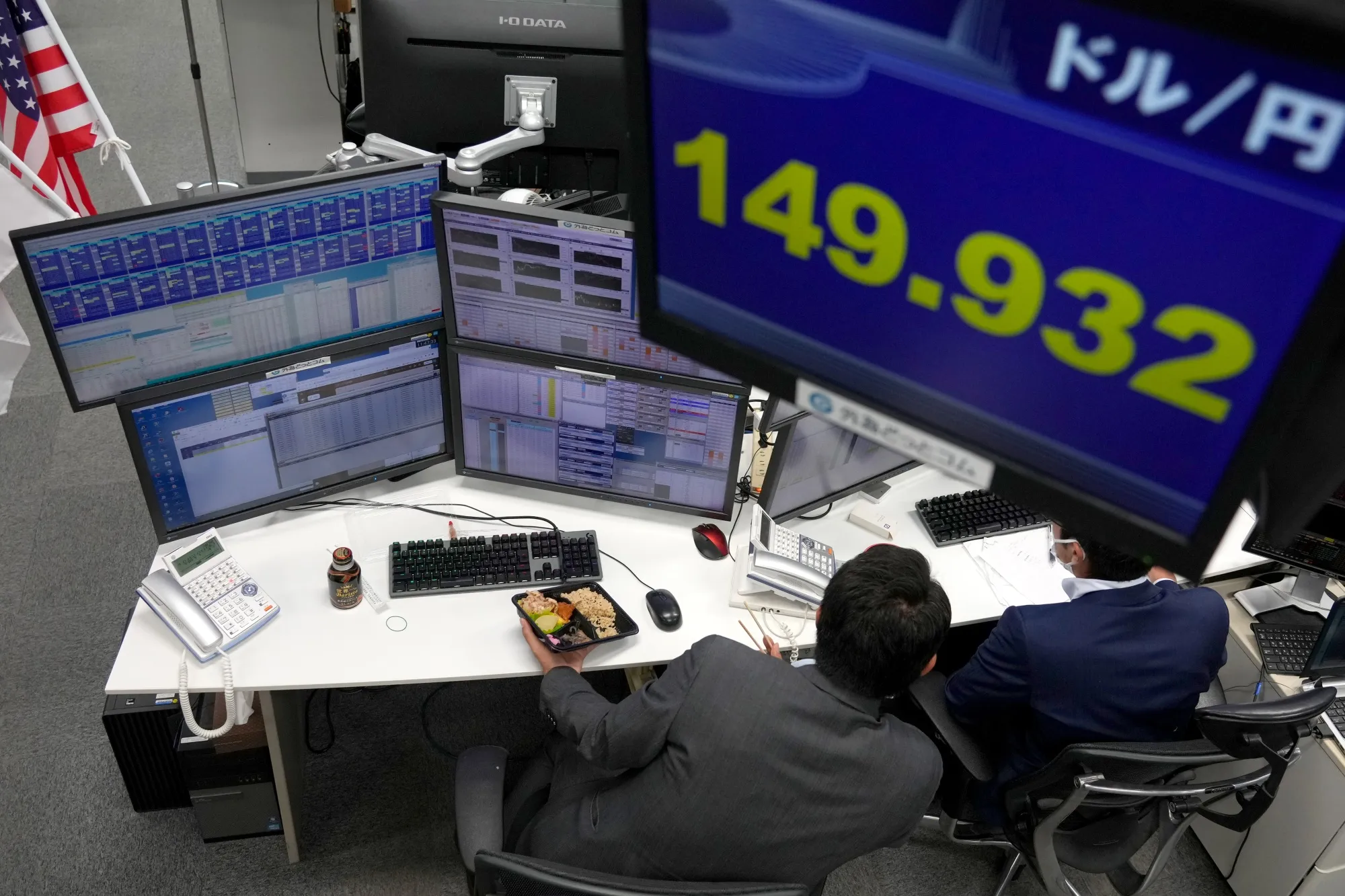 It’s futile fighting a sinking yen.