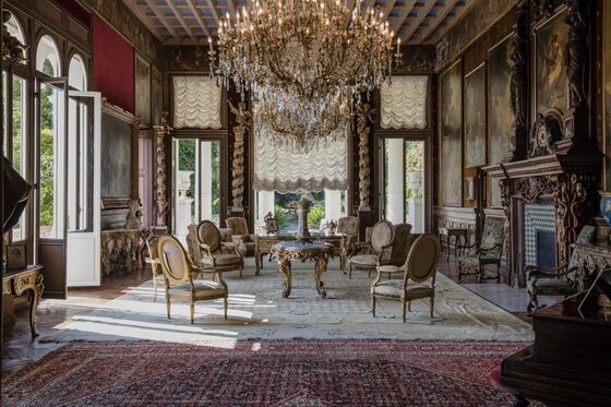 Campari Finds Buyer for Exclusive French Villa at $221 Million
