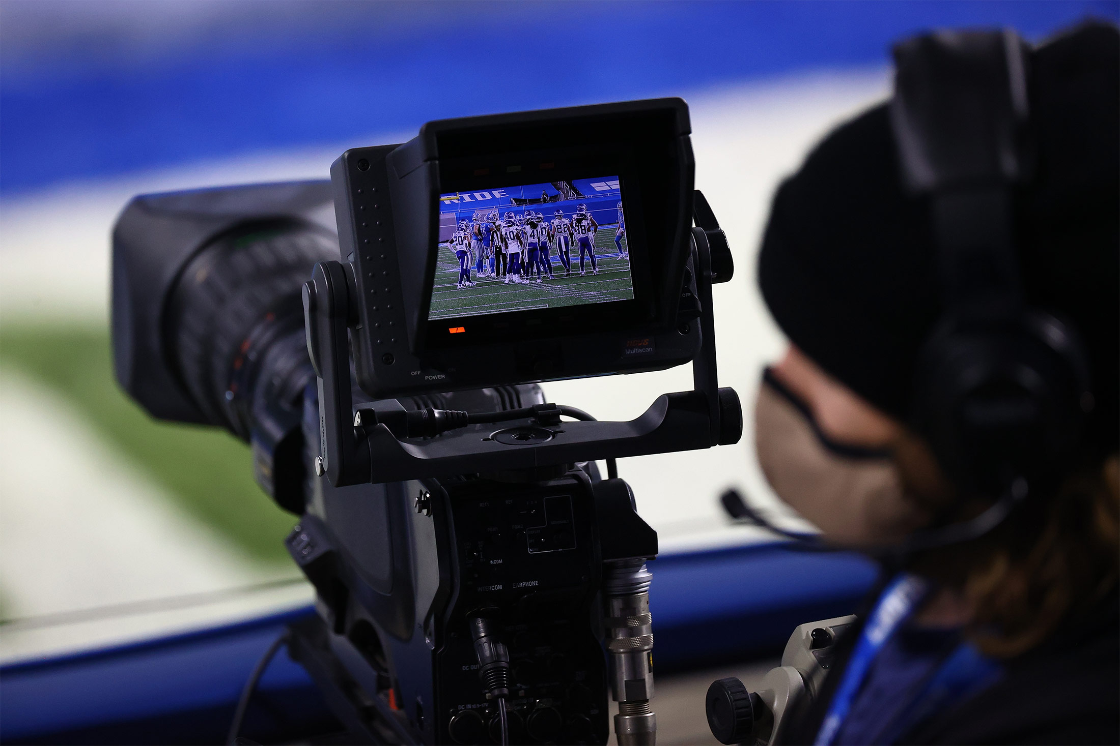 NFL signs historic TV deal, with  taking Thursday rights