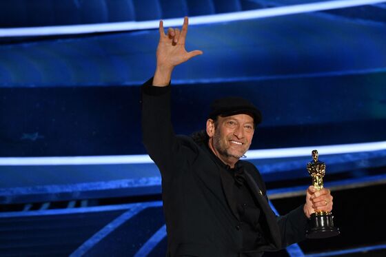 Will Smith Smacks Chris Rock, Wins Oscar in Wild Academy Awards