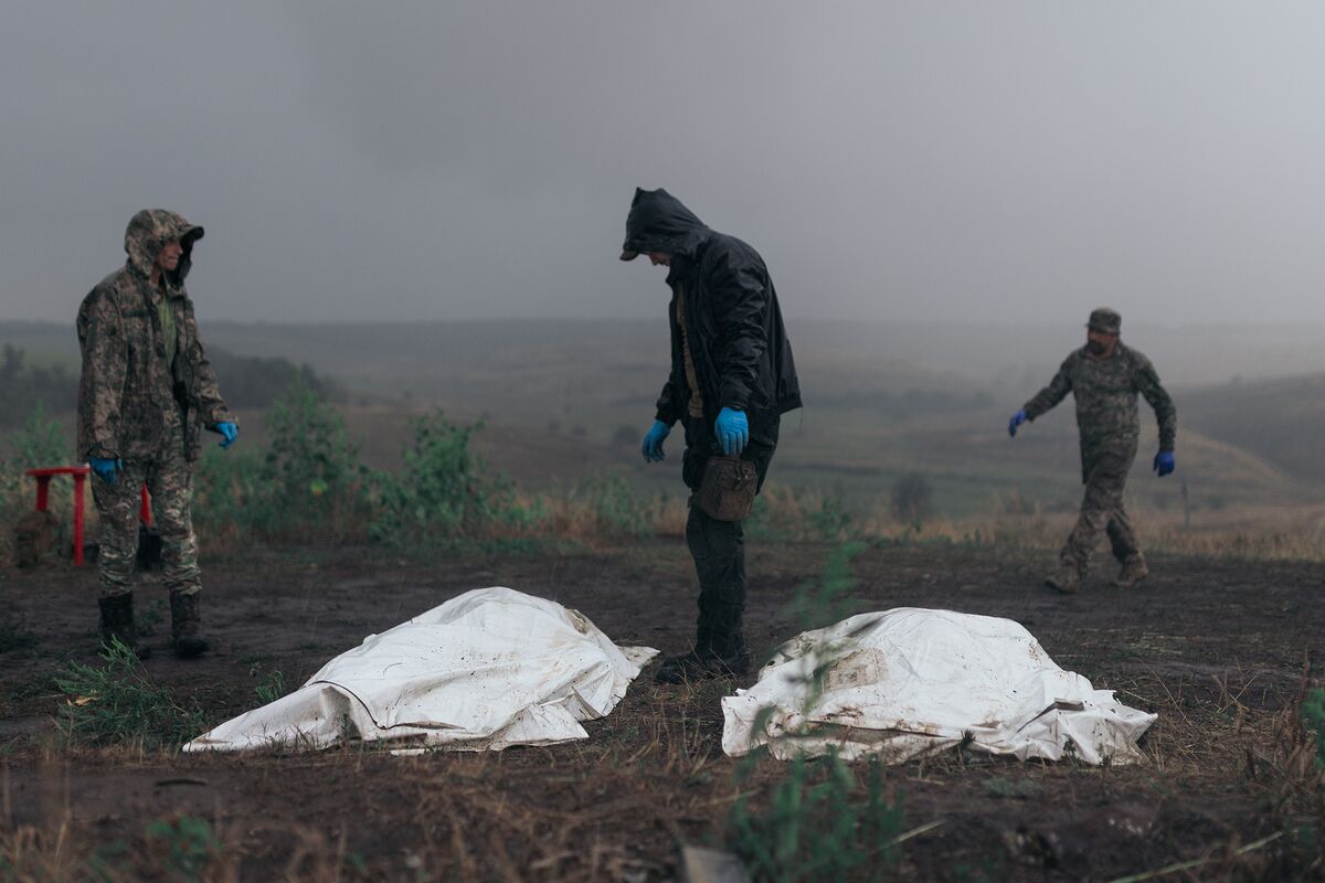 Merz Sees War in Ukraine Dragging On With No Clear End in Sight