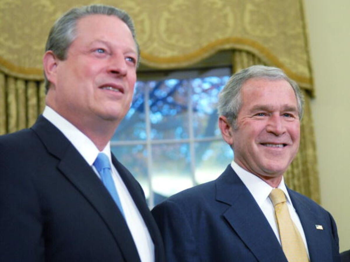 an overview of the presidential election between al gore and george bush Chapter 7 george w bush: d worldwide intelligence overview to the recently selected republican candidate the first of three presidential debates between al. an overview of the presidential election between al gore and george bush Chapter 7 george w bush: d worldwide intelligence overview to the recently selected republican candidate the first of three presidential debates between al.