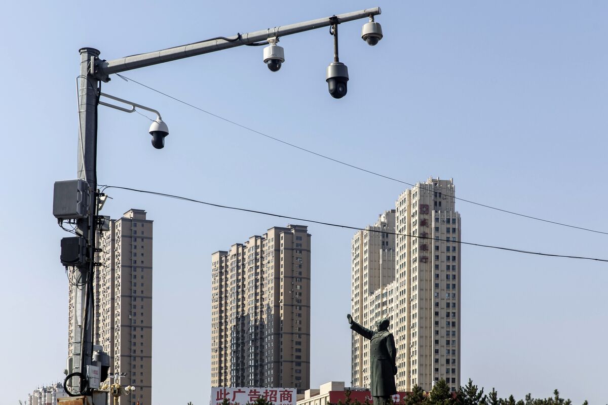 bloomberg.com - China 'Worried' About Bubbles in Property, Foreign Markets