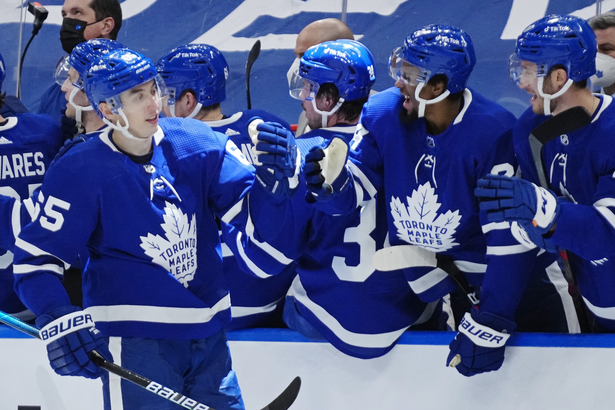 NHL 19 Predicts The Toronto Maple Leafs Will Break Their Half