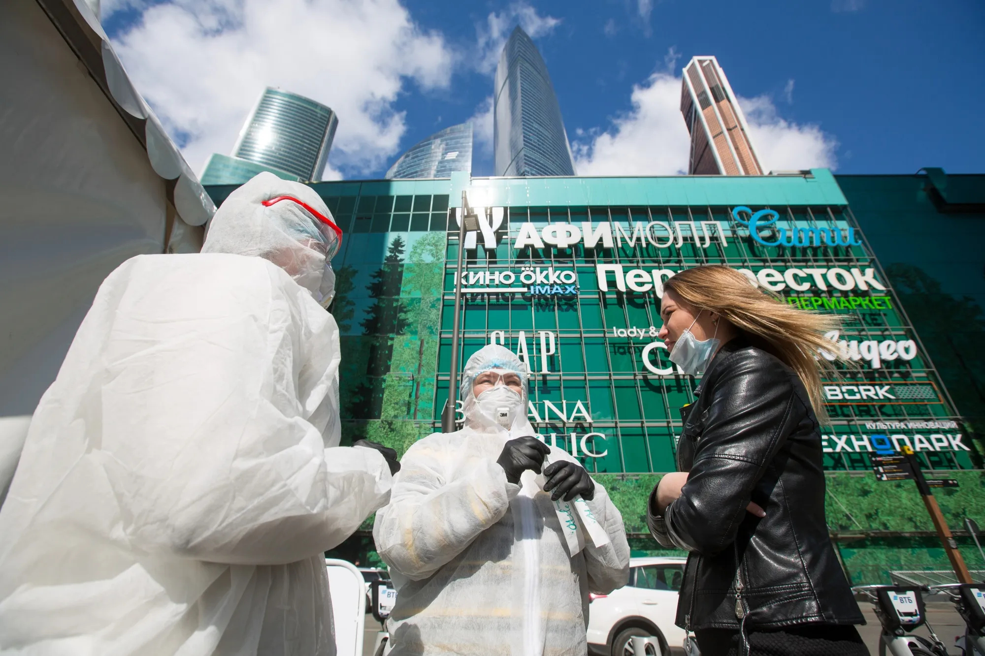 Coronavirus testing in Moscow.