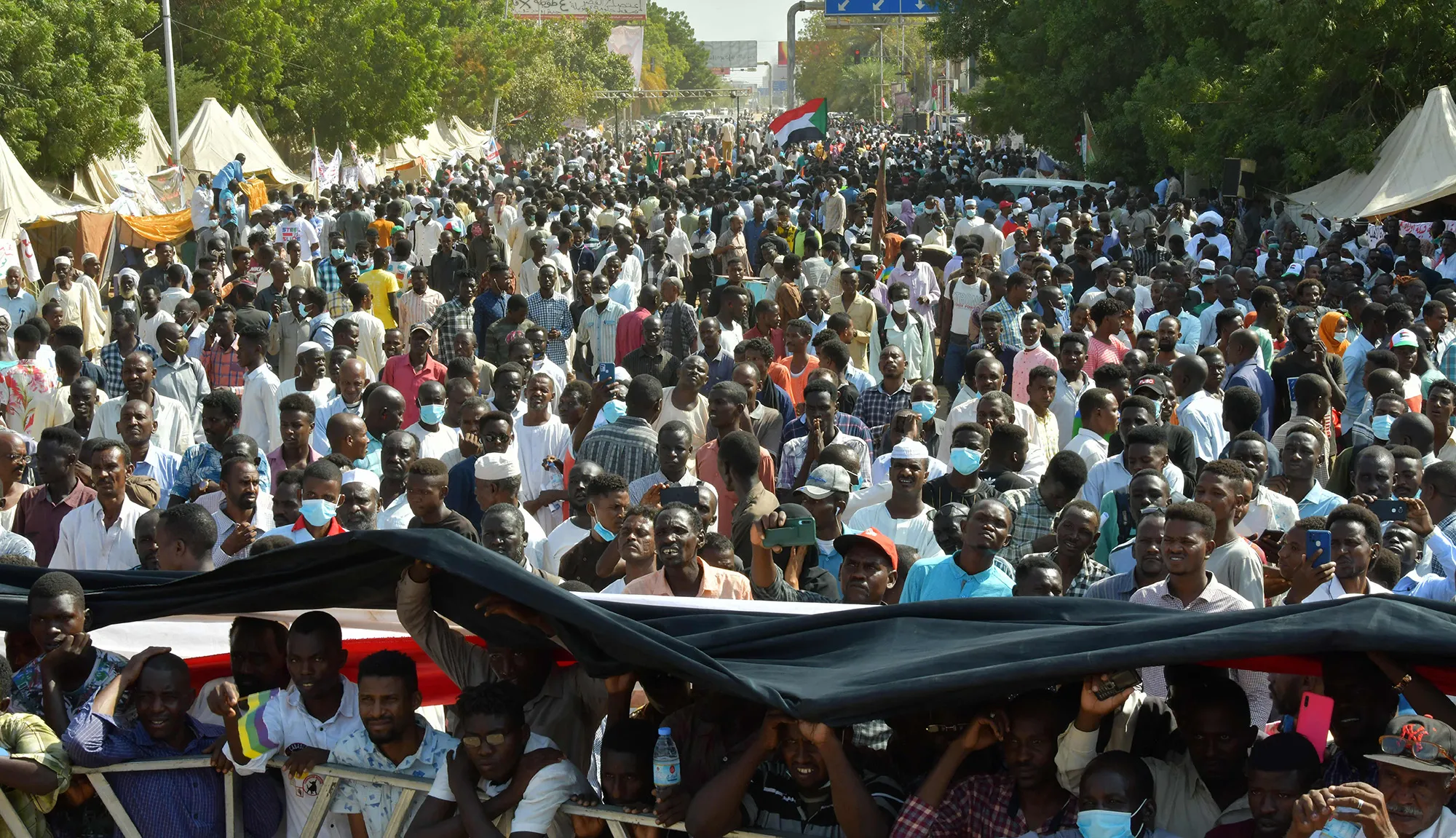 Protesters outside the presidential palace in Khartoum, on Oct. 21.&nbsp;