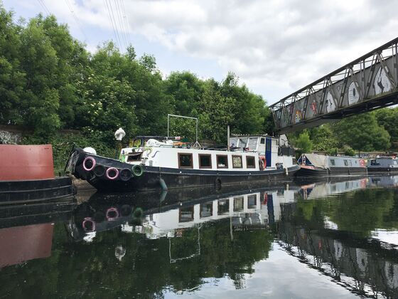 Want to See London the Socially Distant Way? Try Kayaking the Canals