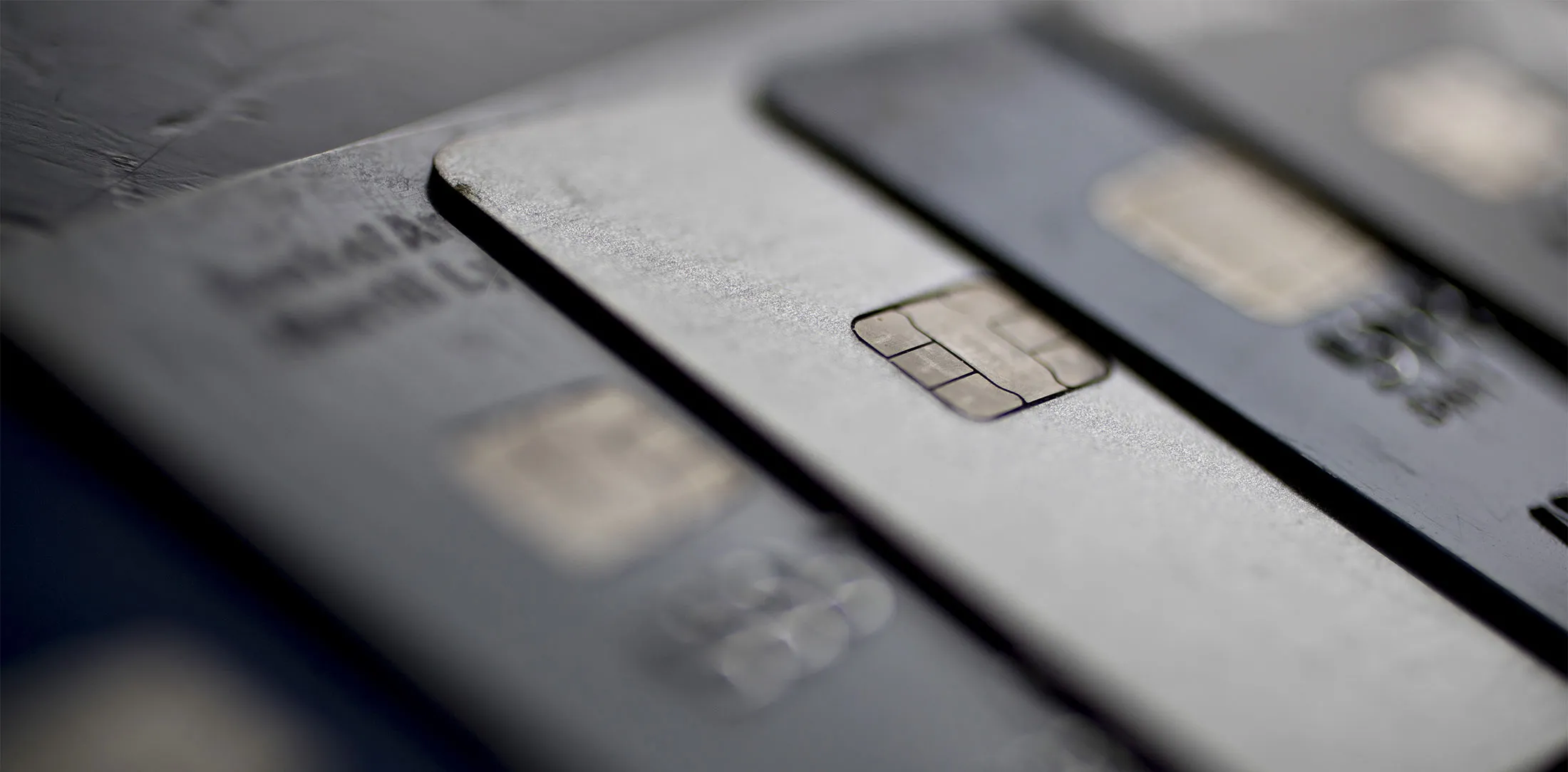 LARGE LEDE CREDIT CARDS