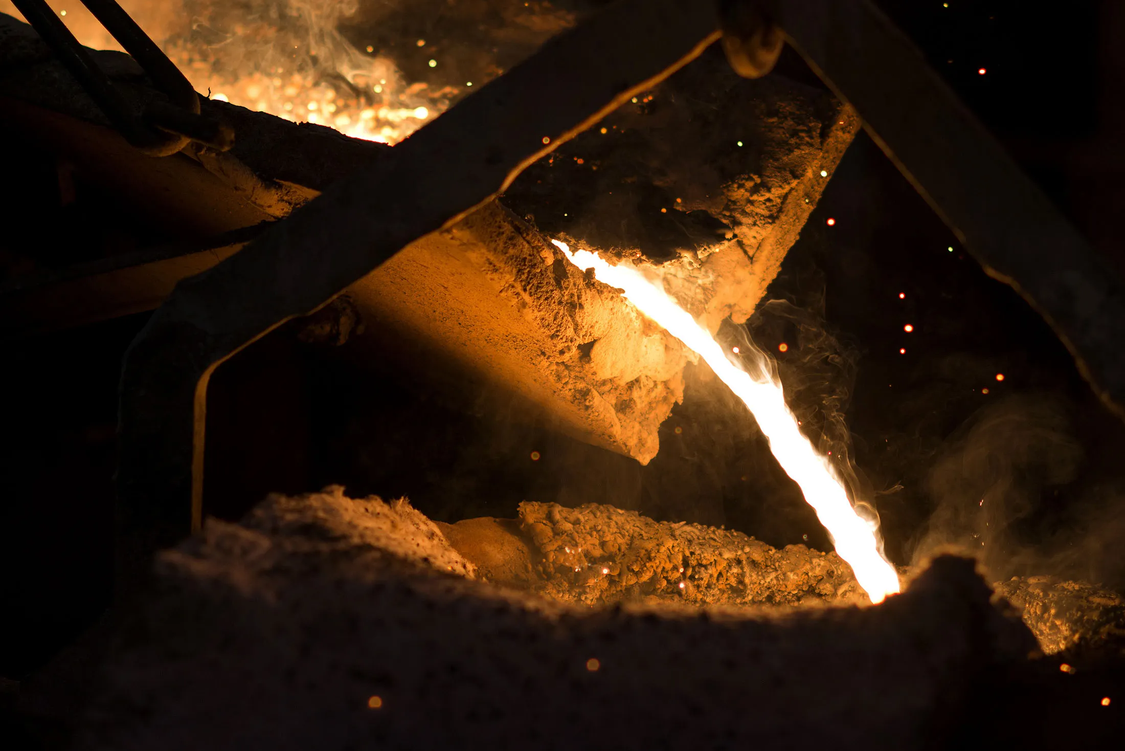 Assmang Assmang Calls Force Majeure on Manganese Alloys in South Africa - Bloomberg