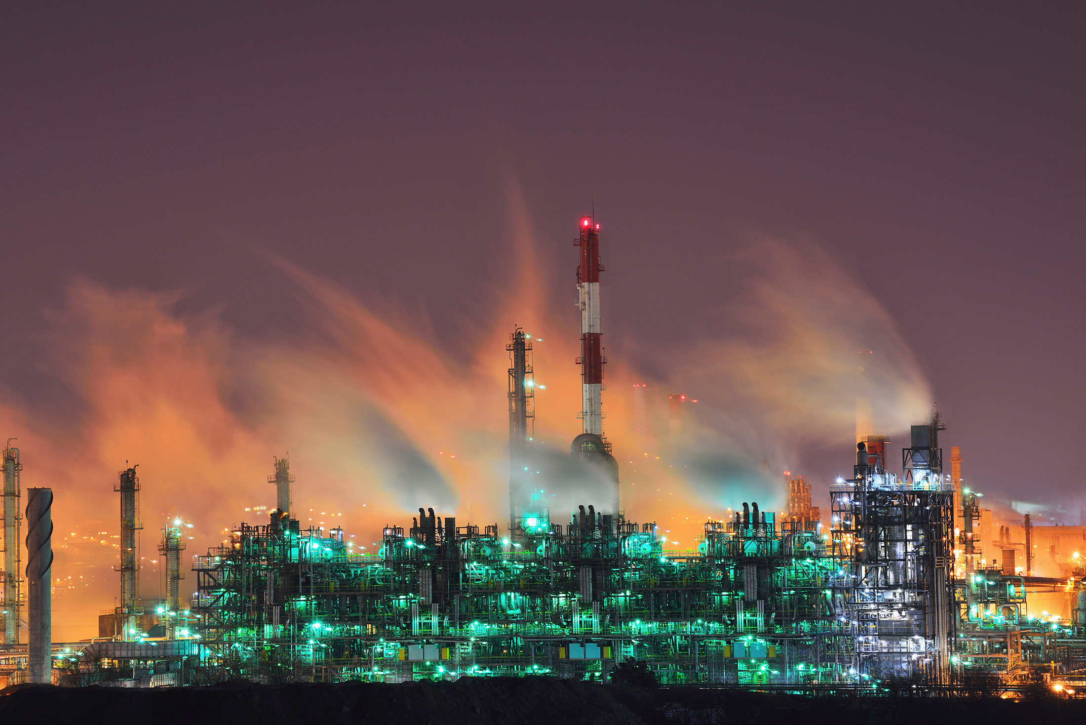 Саудовская аравия нефть газ. Сауди Арамко. Химическая промышленность Саудовская Аравия. НПЗ Саудовской Аравии. НПЗ ОАЭ.
