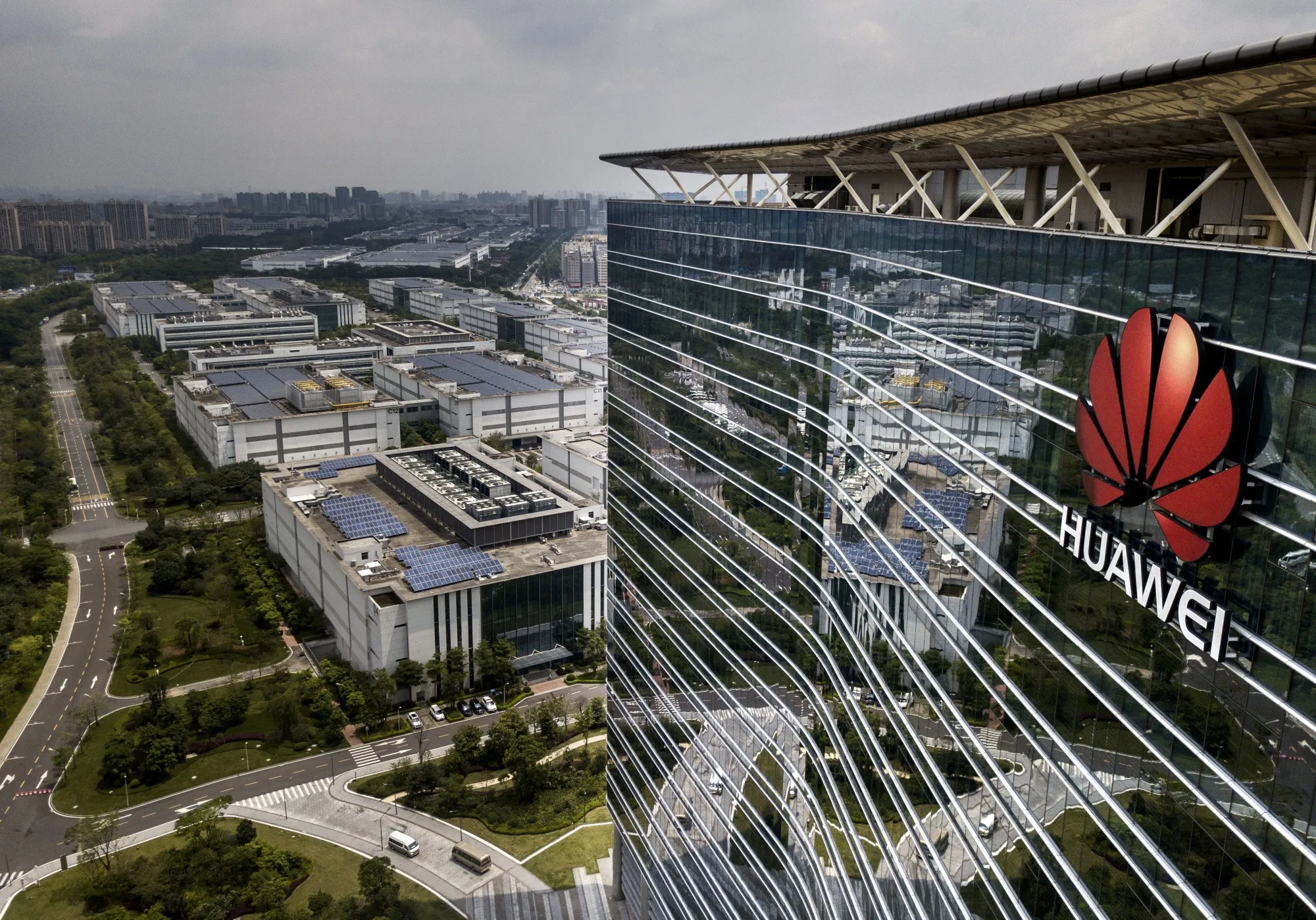 Chinese chipmaking seems like a $300-billlion opportunity. The reality may be different.