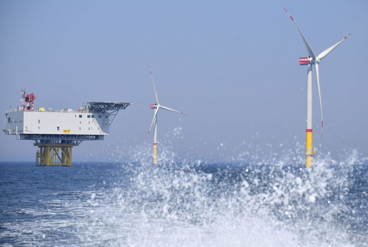 Germany Mulls Backing Wind Platform to Counter China Competition