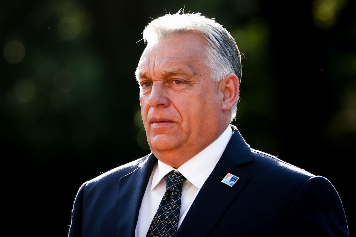 Hungary’s Orban Refuses to Budge on Trump Russian Energy Demand