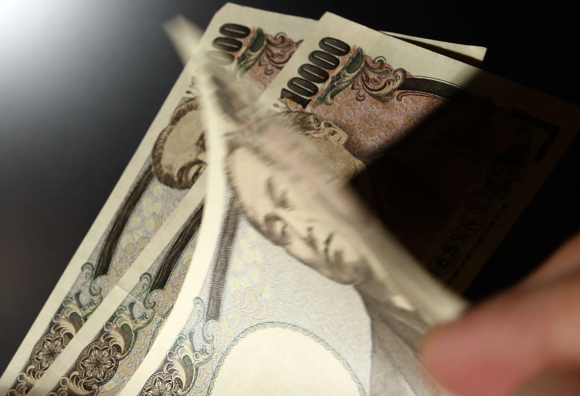 1499762692_japan yen 2