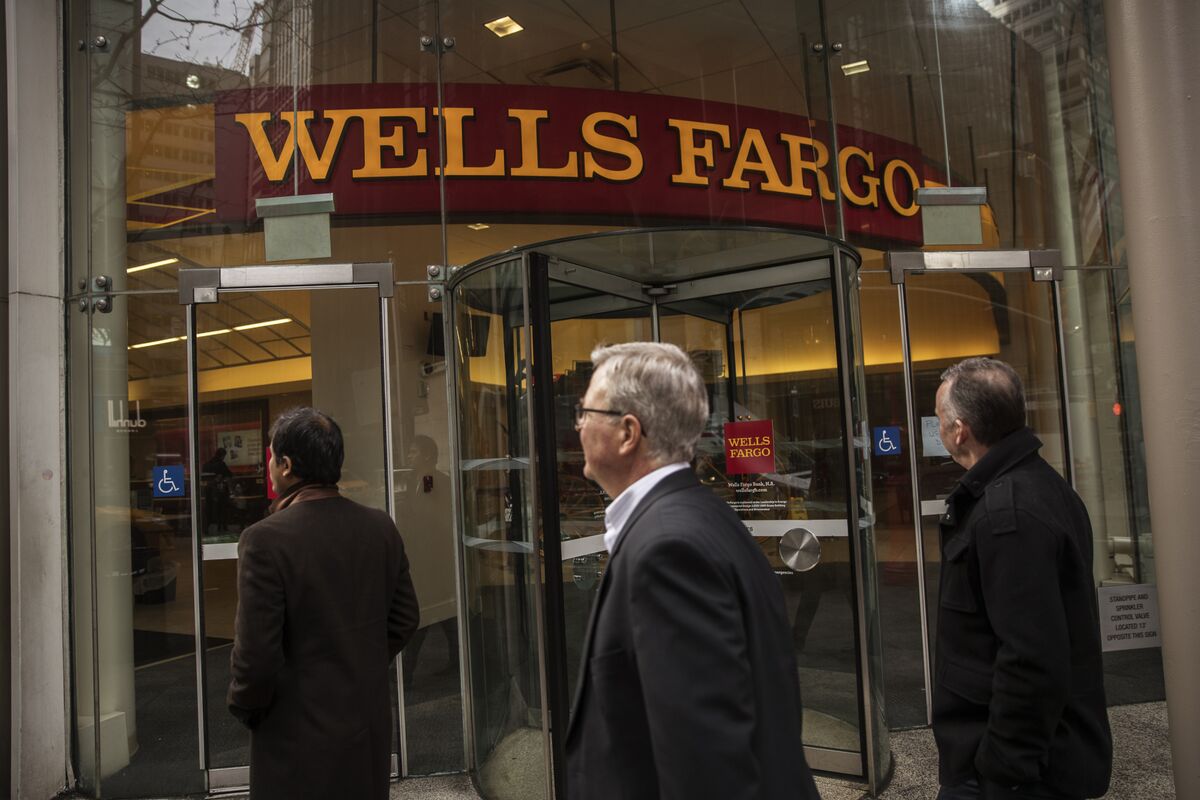 Wells Fargo Cuts 1,000 Jobs Across the U.S. on Mortgage Woes Bloomberg