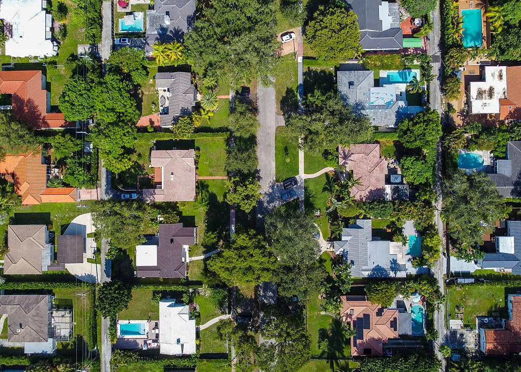 The American middle to upper middle class, aerial view.&nbsp;
