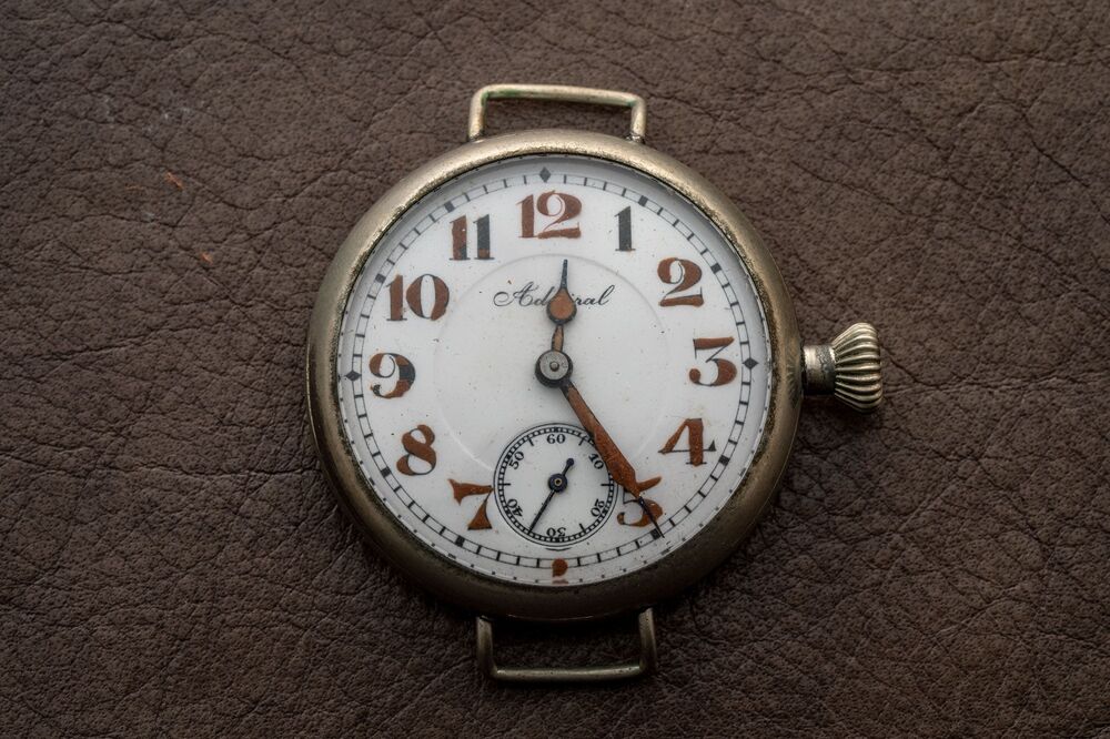 would love to see some of your ww1 and ww2 watches and how you dress them |  WatchUSeek Watch Forums