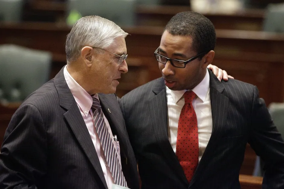  Illinois House Democrats are pushing for the state to tax millionaires at higher rates, but some Republicans argue that a graduated tax would make it difficult to retain local businesses.