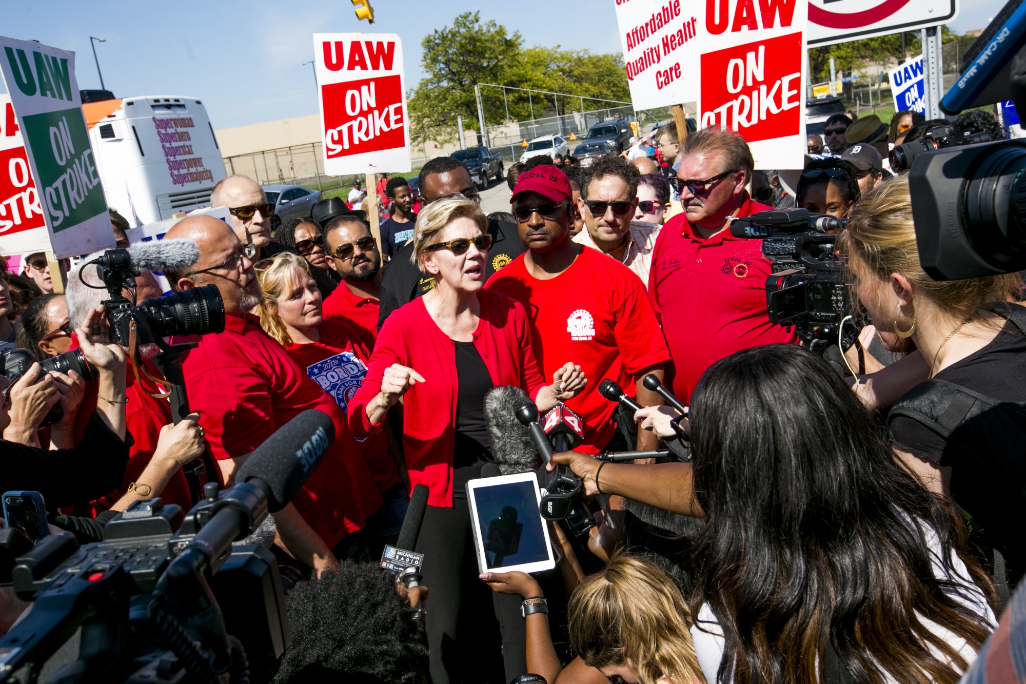 Senator Elizabeth Warren speaks during a UAW strike in Detroit, Michigan, on Sunday.