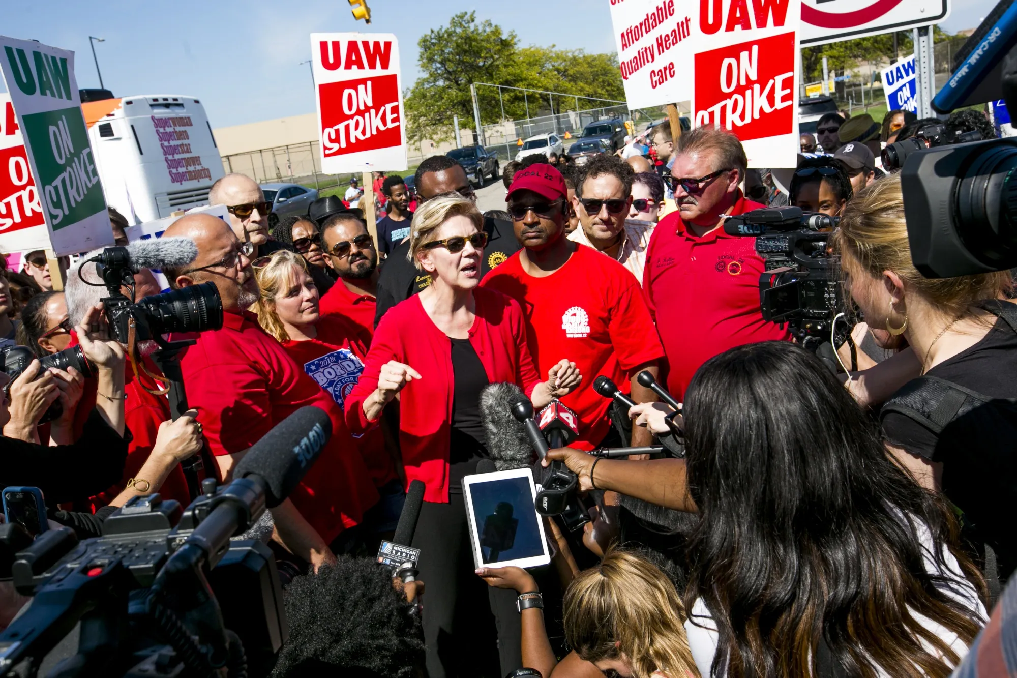 Senator Elizabeth Warren speaks during a UAW strike in Detroit, Michigan, on Sunday.
